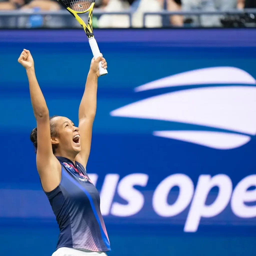 Leylah Fernandez playing in US Open with Babolat Tennis Racquet
