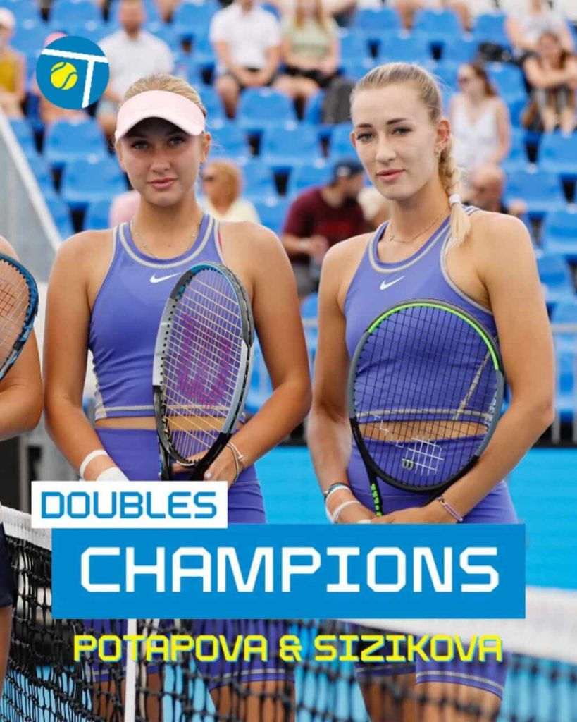 Anastasia Potapova and Yana Sizikova posing with Prague Open 2022  doubles trophy