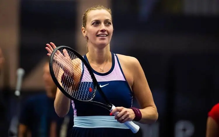 Petra Kvitova sponsor racquet wilson pro staff 97 v13
