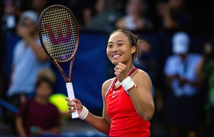 Qinwen Zheng Net Worth, Sponsors, Earnings, Racquet, Height